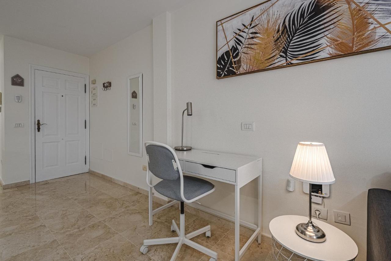 Paraiso Palm Mar Beautiful & Bright Renovated Apartment With Air Conditioning Kültér fotó